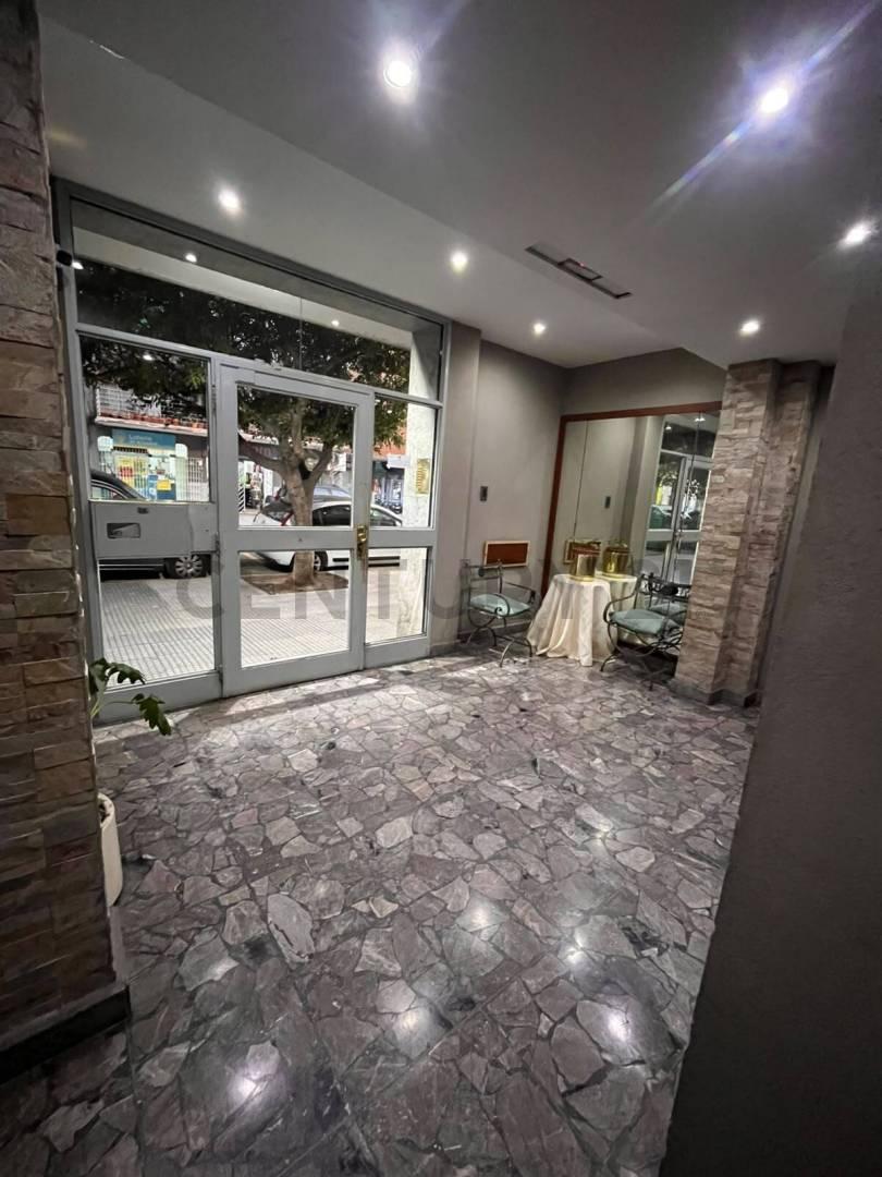 VENTA DEPARTAMENTO DE 3 AMBIENTES PB – LUMINOSO – APTO CREDITO- PATERNAL — foto 1