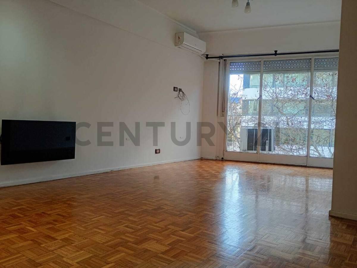 ALQUILER DEPARTAMENTO DE 4 AMBIENTES CON DEPENDENCIA. — foto 1