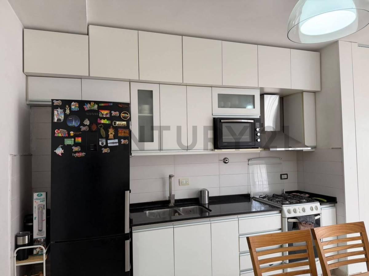 VENTA Casa duplex 3 ambientes con cochera, patio y parrilla | Ciudadela - APTO CRÉDITO — foto 1
