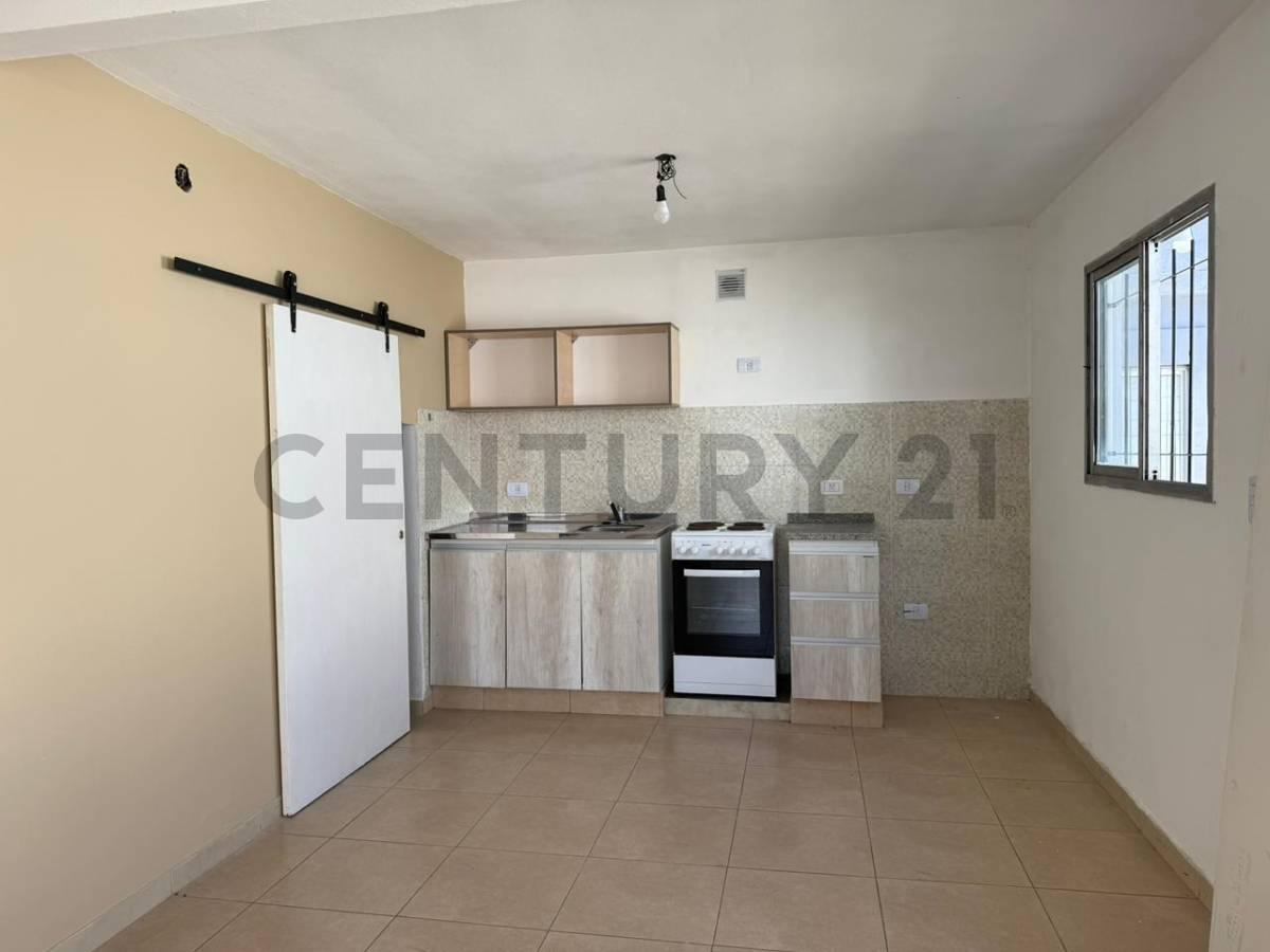 Duplex en Venta 3 ambientes, en Castelar Norte — foto 1