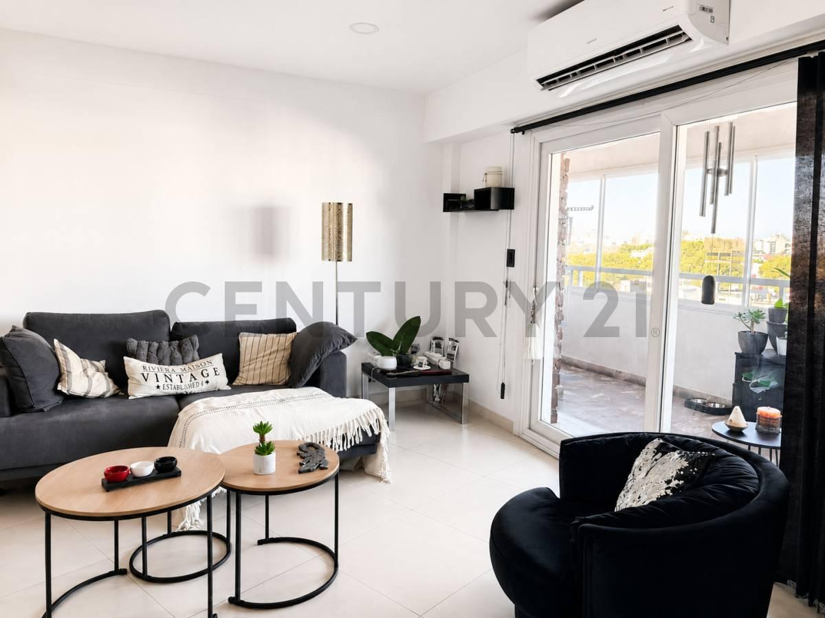 APTO PERMUTA - VENTA Departamento 4 ambientes con Balcon y Cochera en Villa Luro — foto 1