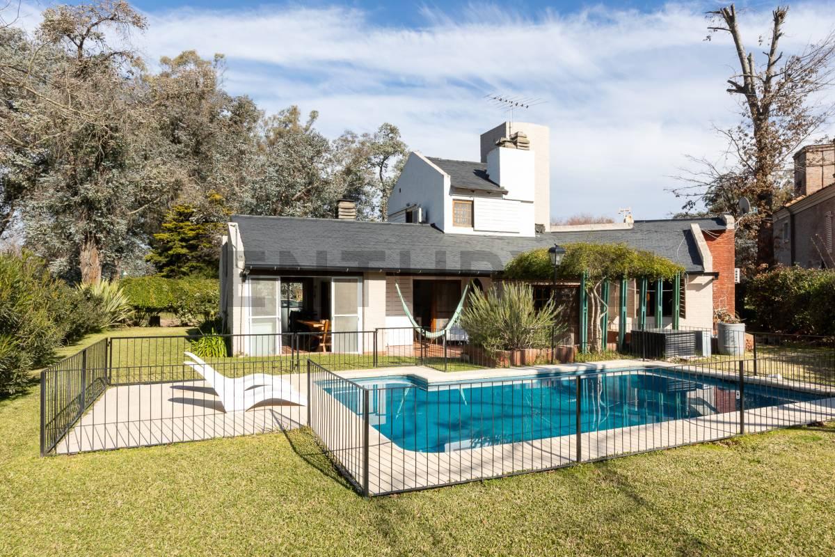 VENTA CASA 4 AMBIENTES - PRADERAS DE LUJAN - APTO CREDITO - PERMUTA — foto 1