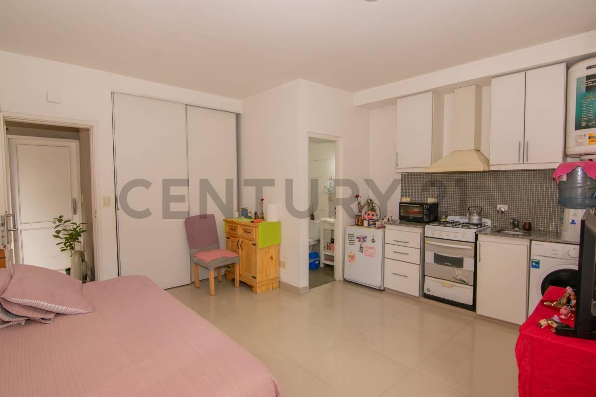 VENTA – Monoambiente con patio y parrilla | Sin expensas | Ituzaingó — foto 1