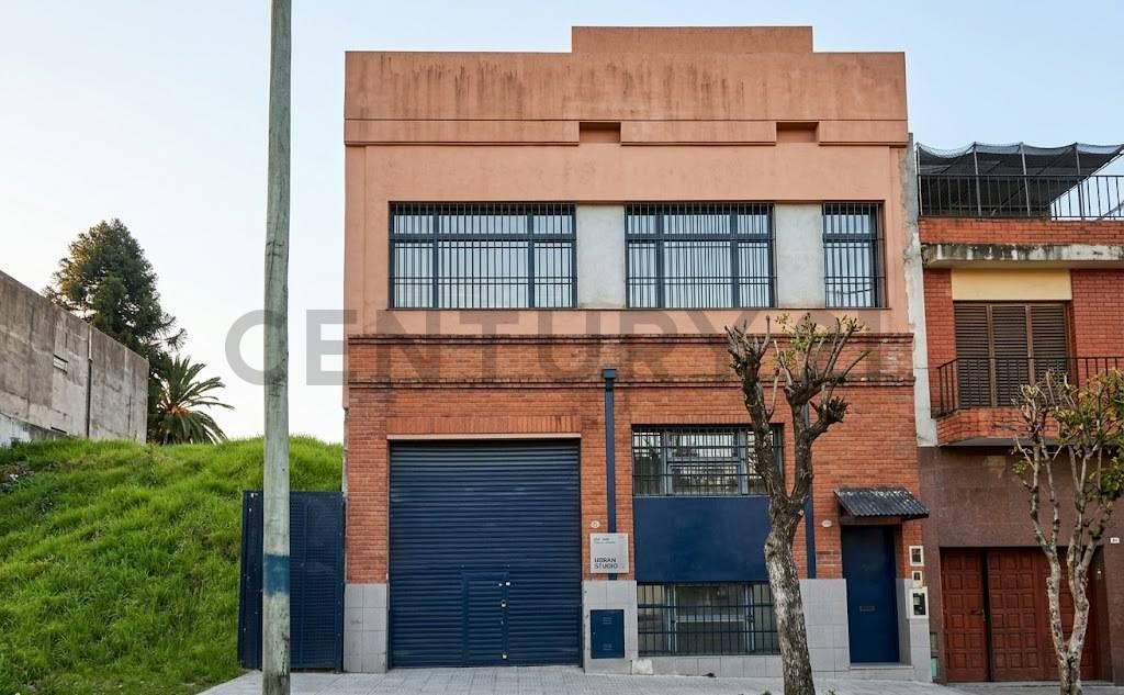 ALQUILER |OFICINAS CON DEPOSITO Y PATIO DE MANIOBRAS | VILLA LUGANO — foto 1