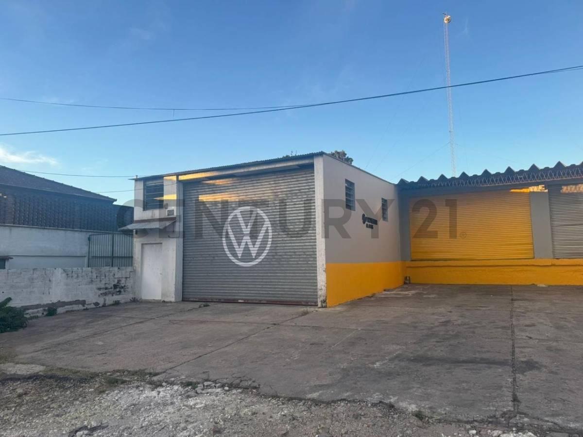 Galpones cocheras con vivienda en Pinamar — foto 1