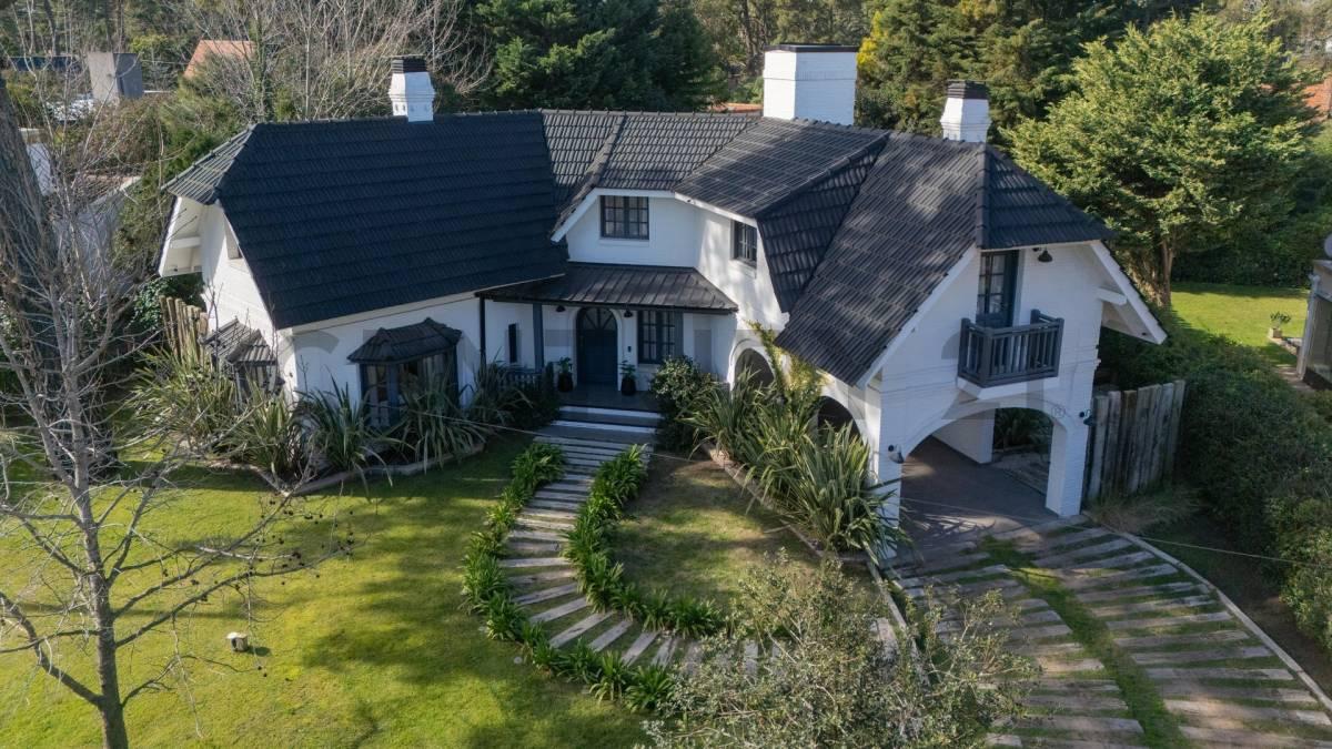 Casa 5 ambientes en Pinamar — foto 1
