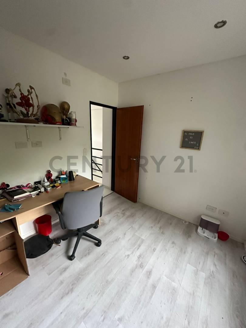 DUPLEX A LA VENTA,IDEAL DOS FAMILIAS — foto 1