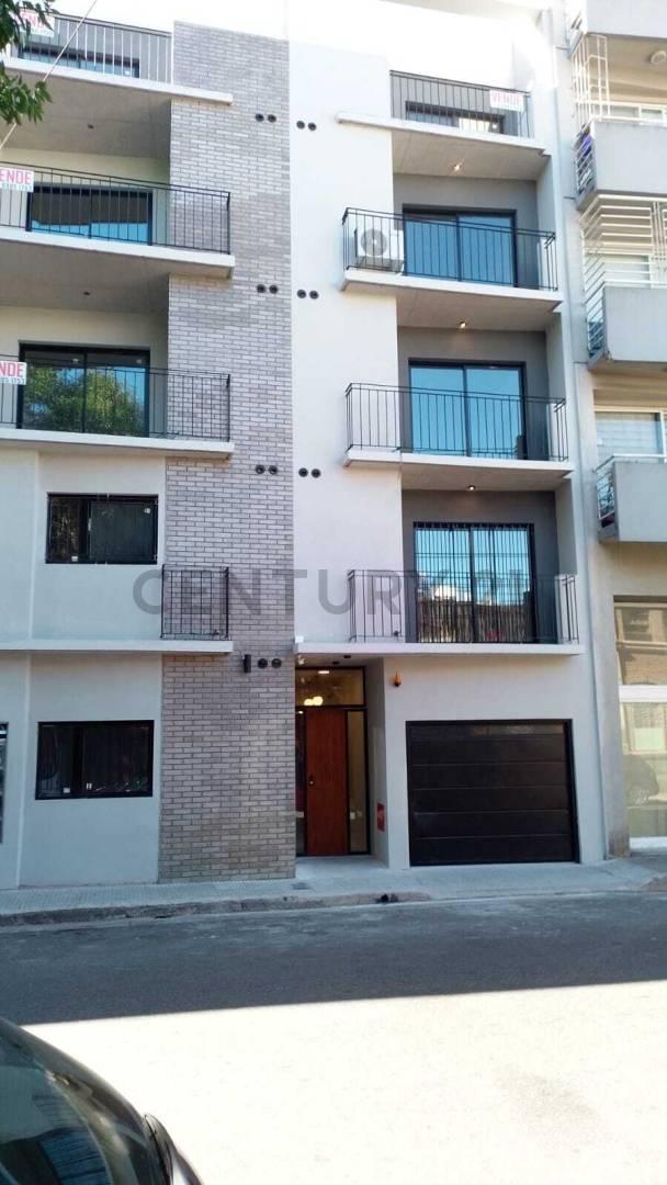 Venta Departamento 2 Ambientes con Terraza Propia – Barracas — foto 1