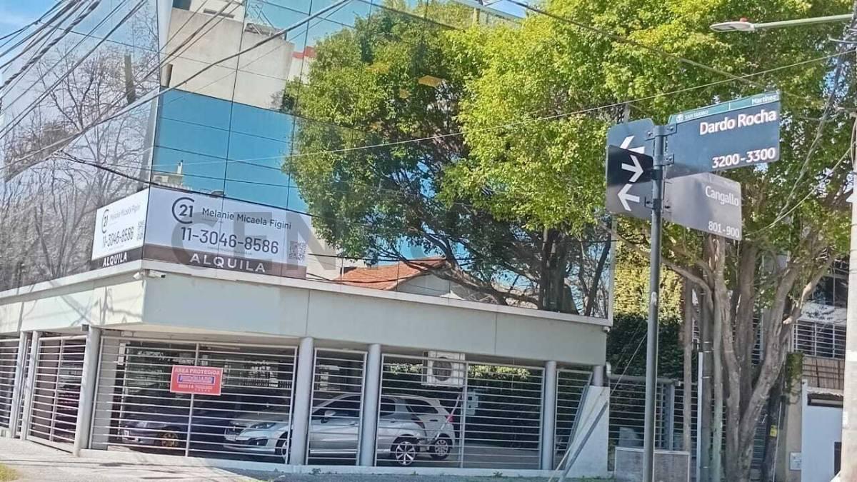 ALQUILER OFICINA/LOCAL en estrátegica ESQUINA frente al Hipódromo — foto 1
