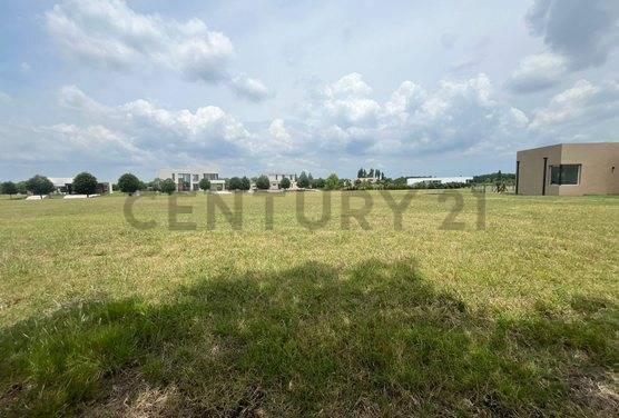 Lote interno en Everlinks 2000 metros — foto 1