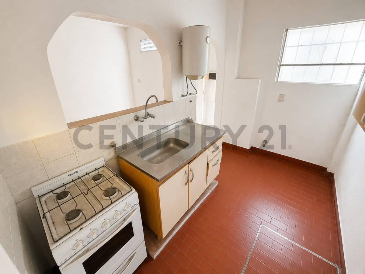 Ph 2 ambientes a reciclar Villa Bonich — foto 1