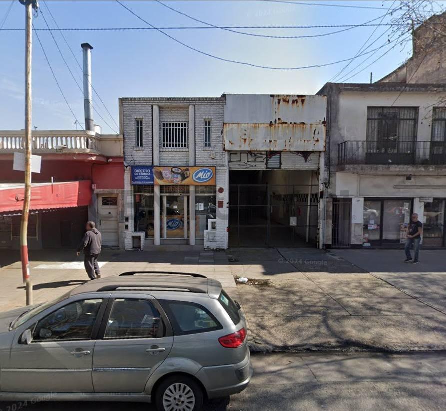Venta de Galpón en Parque Chas – Excelente Ubicación sobre Av. de los Incas — foto 1