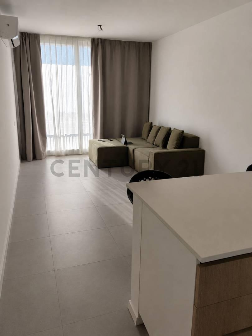 VENTA 2 AMBIENTES PISO 10 CON ESCRITORIO, BALCÓN Y VISTA ABIERTA-SAN MARTÍN — foto 1