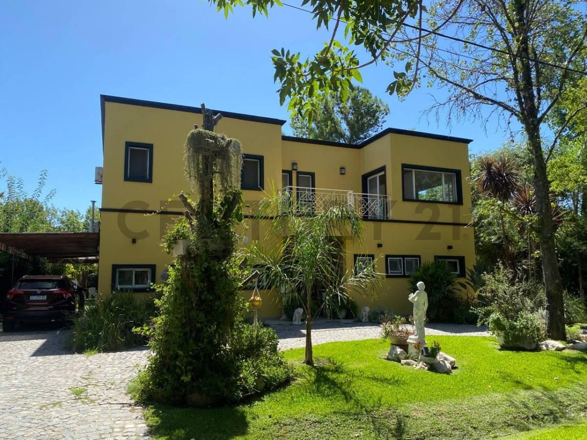 EXCELENTE CASA EN GOLFERS COUNTRY CLUB | VENTA — foto 1