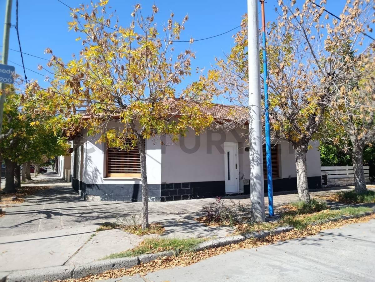 VENTA DE CASA EN CASA EN GENERAL ROCA — foto 1