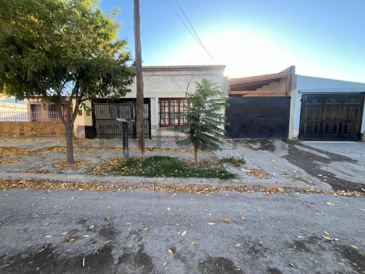Casa en Venta General Roca — foto 1