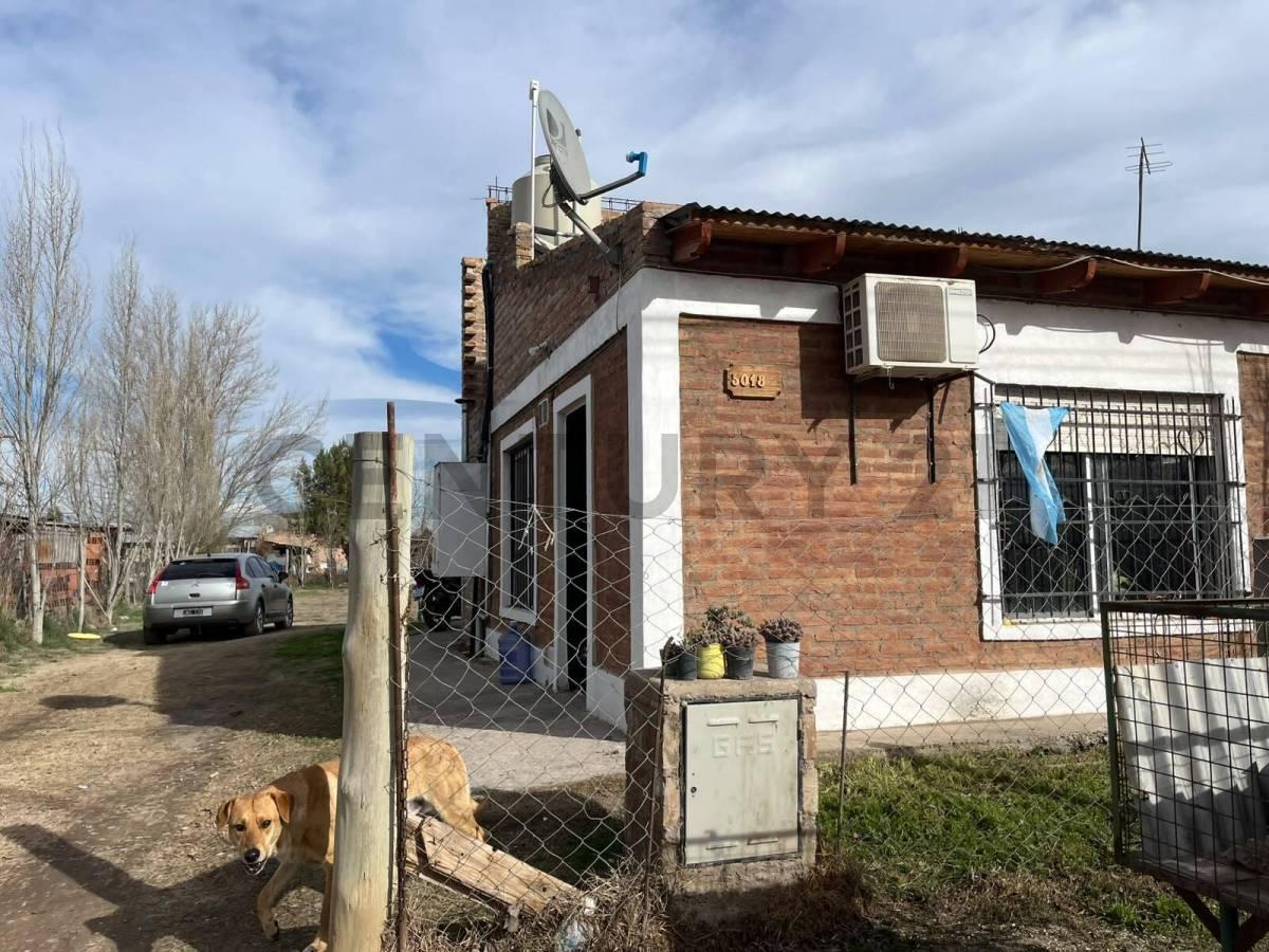 CASA EN VENTA- GENERAL ROCA — foto 1