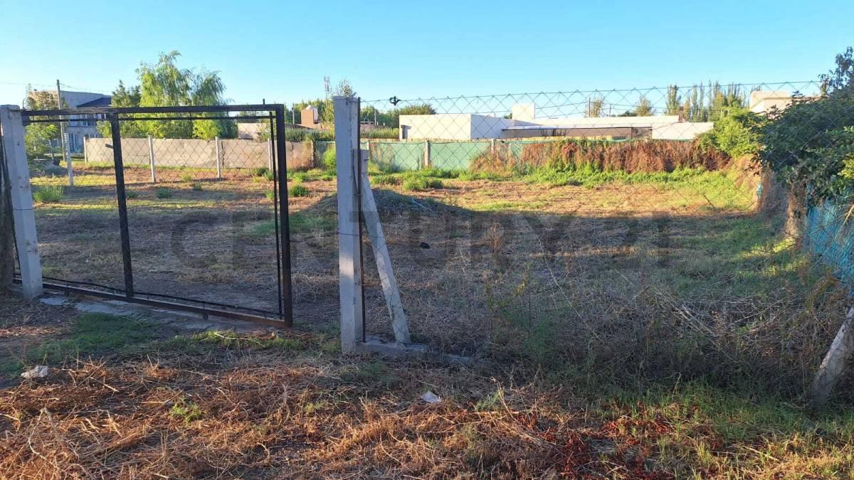LOTE EN VENTA EN BARRIO DON EMILIO GENERAL ROCA — foto 1