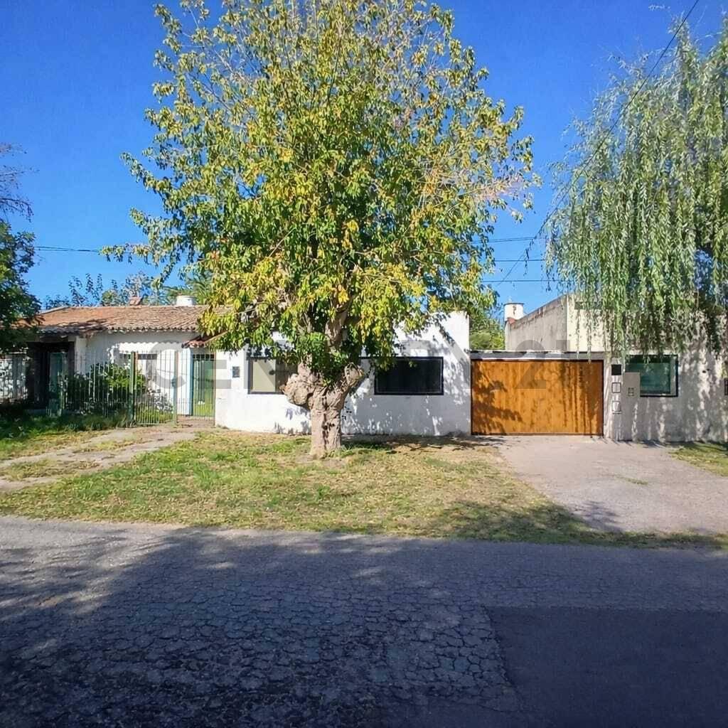 VENTA CASA A REFACCIONAR LA PLATA — foto 1