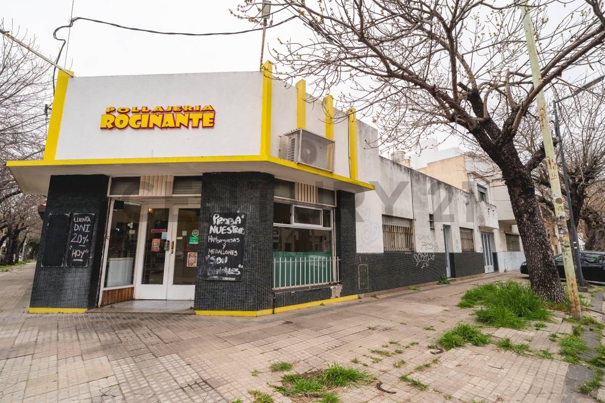casa 2 dormitorios a la venta y local — foto 1