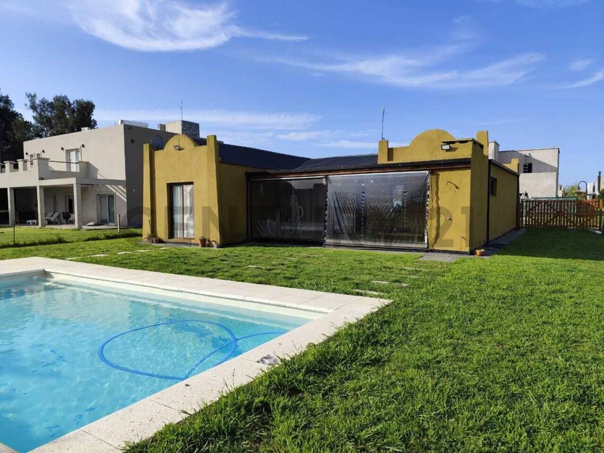 CASA ESTILO CAMPO 4 Ambientes + PISCINA EN CRUZ DEL SUR — foto 1