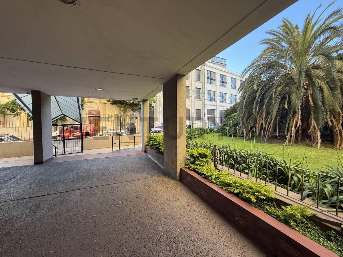 Departamento 4 ambientes con balcón en Barracas — foto 1