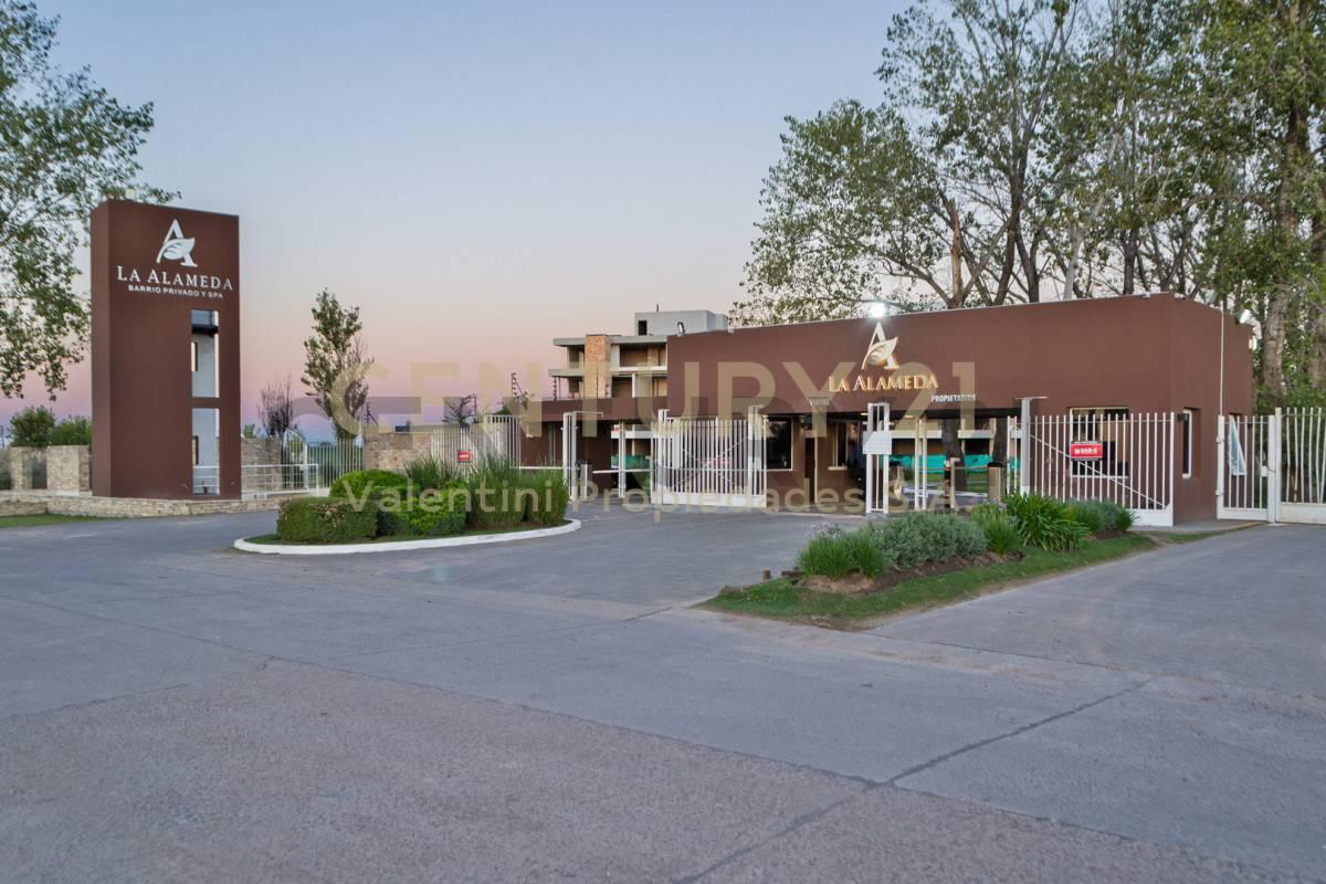 LOTE A LA LAGUNA EN EL BARRIO LA ALAMEDA - CANNING — foto 1