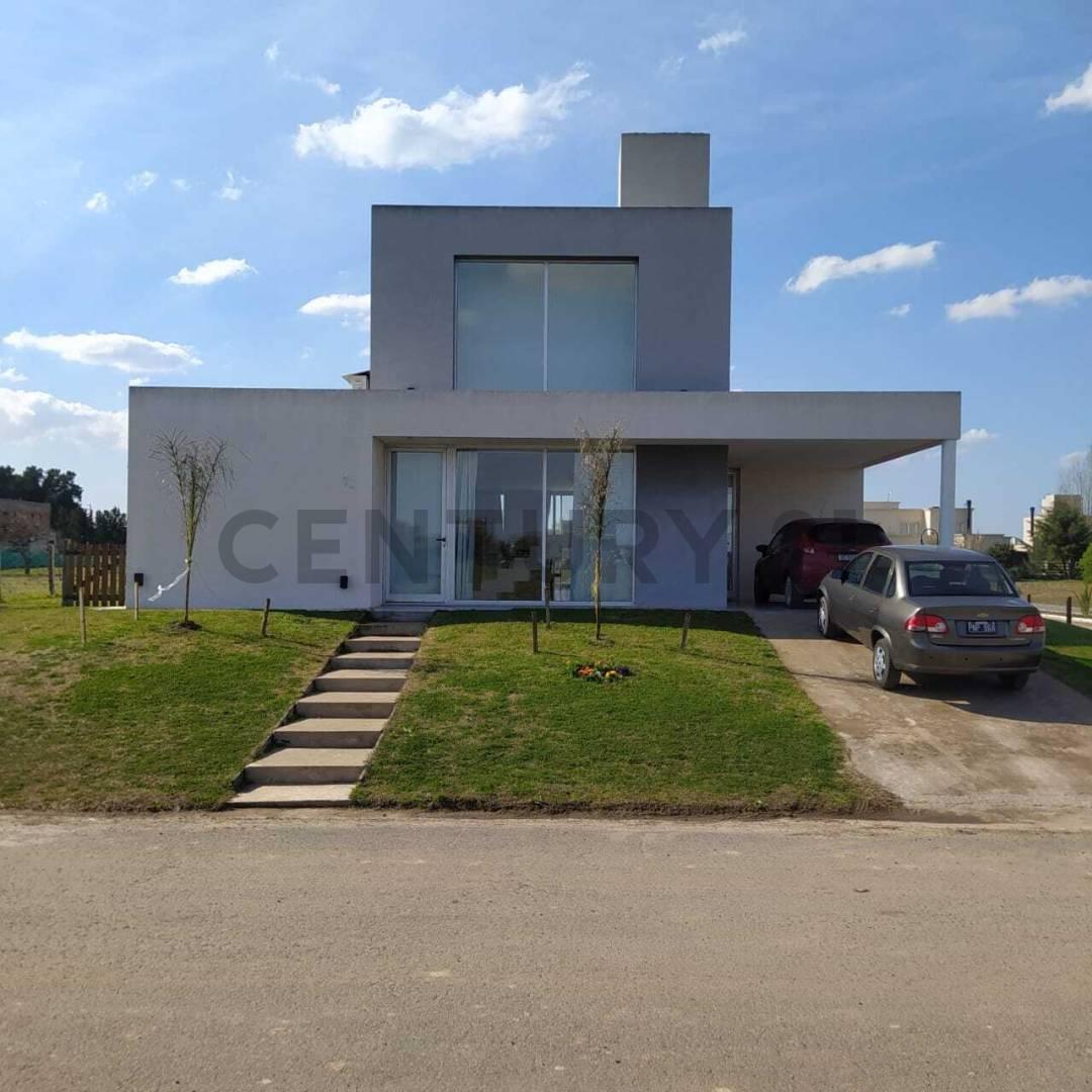 CASA EN VENTA EN BARRIO CRUZ DEL SUR - Canning - San Vicente — foto 1