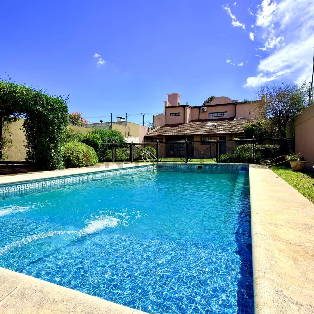 CASA A LA VENTA SAN VICENTE CENTRO - APTA CREDITO — foto 1