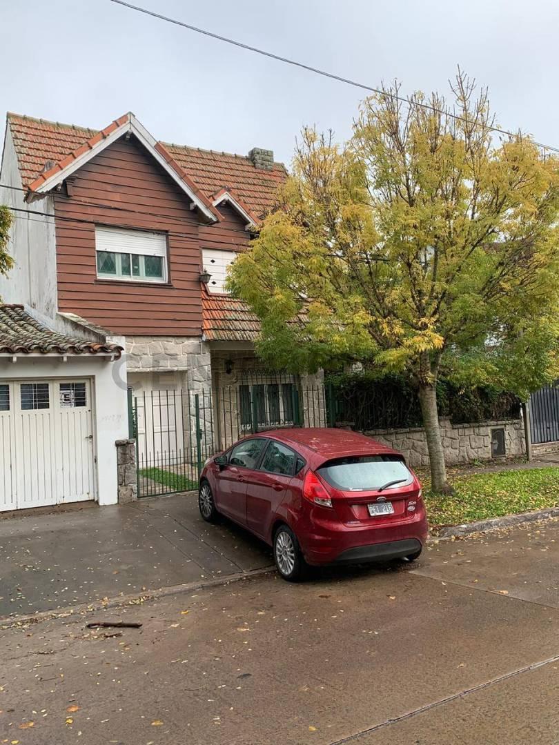 Casa de Estilo en Venta en City Bell — foto 1