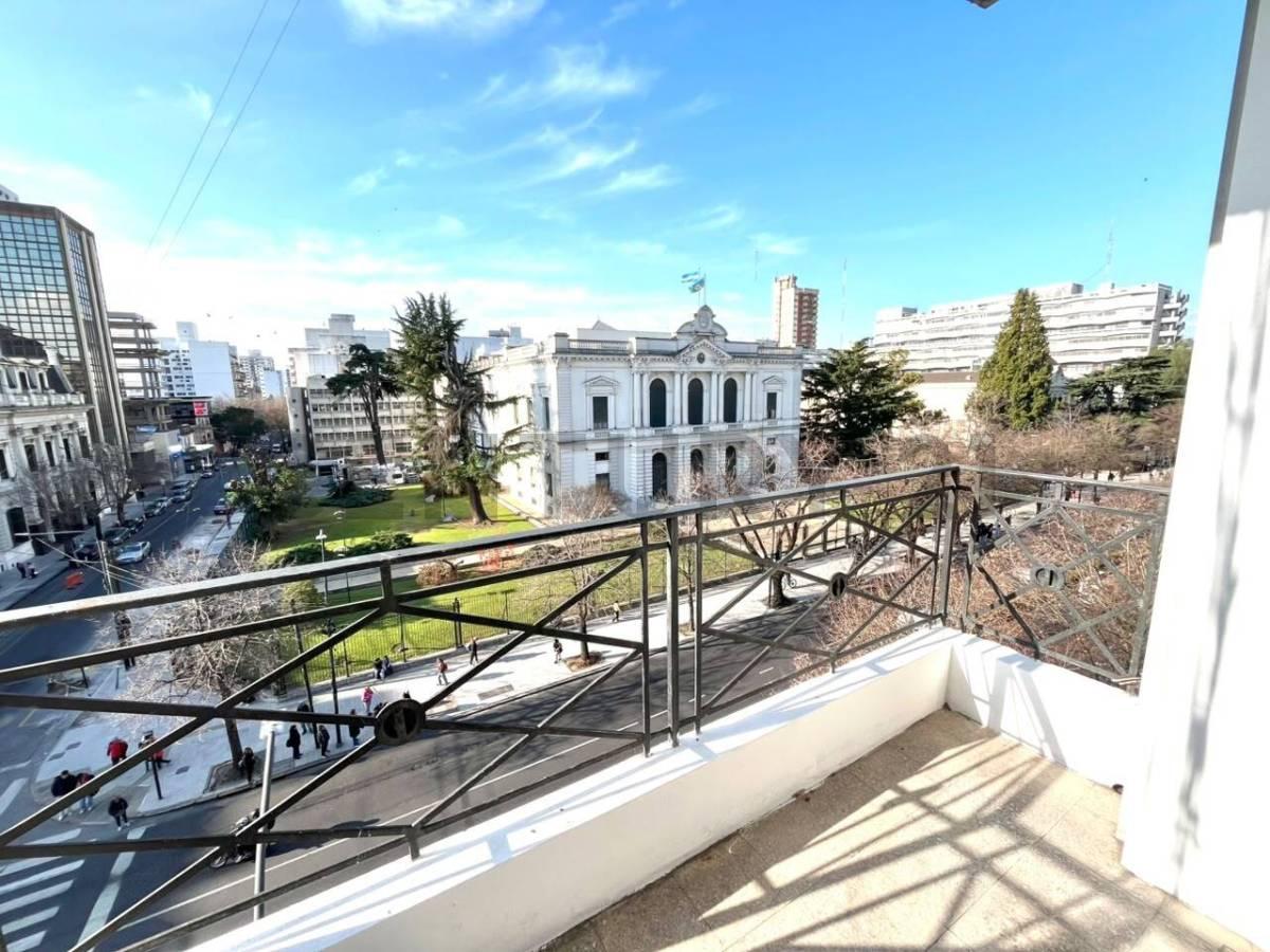 Departamento en venta de 2 dormitorios en La Plata — foto 1