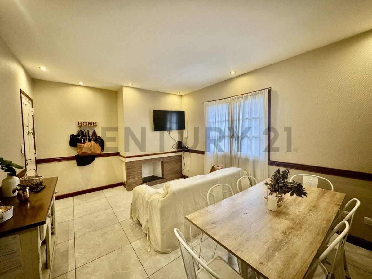 EN VENTA PH 3 AMBIENTES AL FRENTE ZONA CENTRO — foto 1