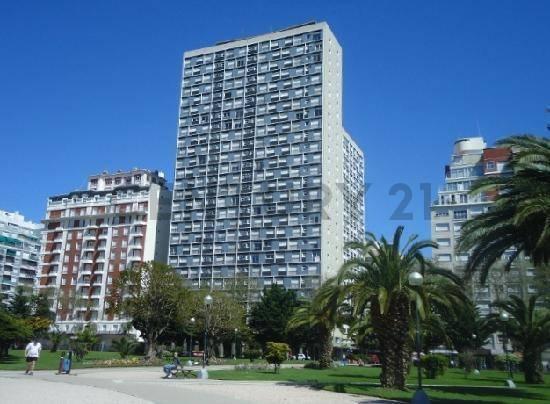 EXCLUSIVO 3 AMBIENTES EN EDIFICIO EDEN – VISTA PANORÁMICA A PLAZA COLÓN — foto 1