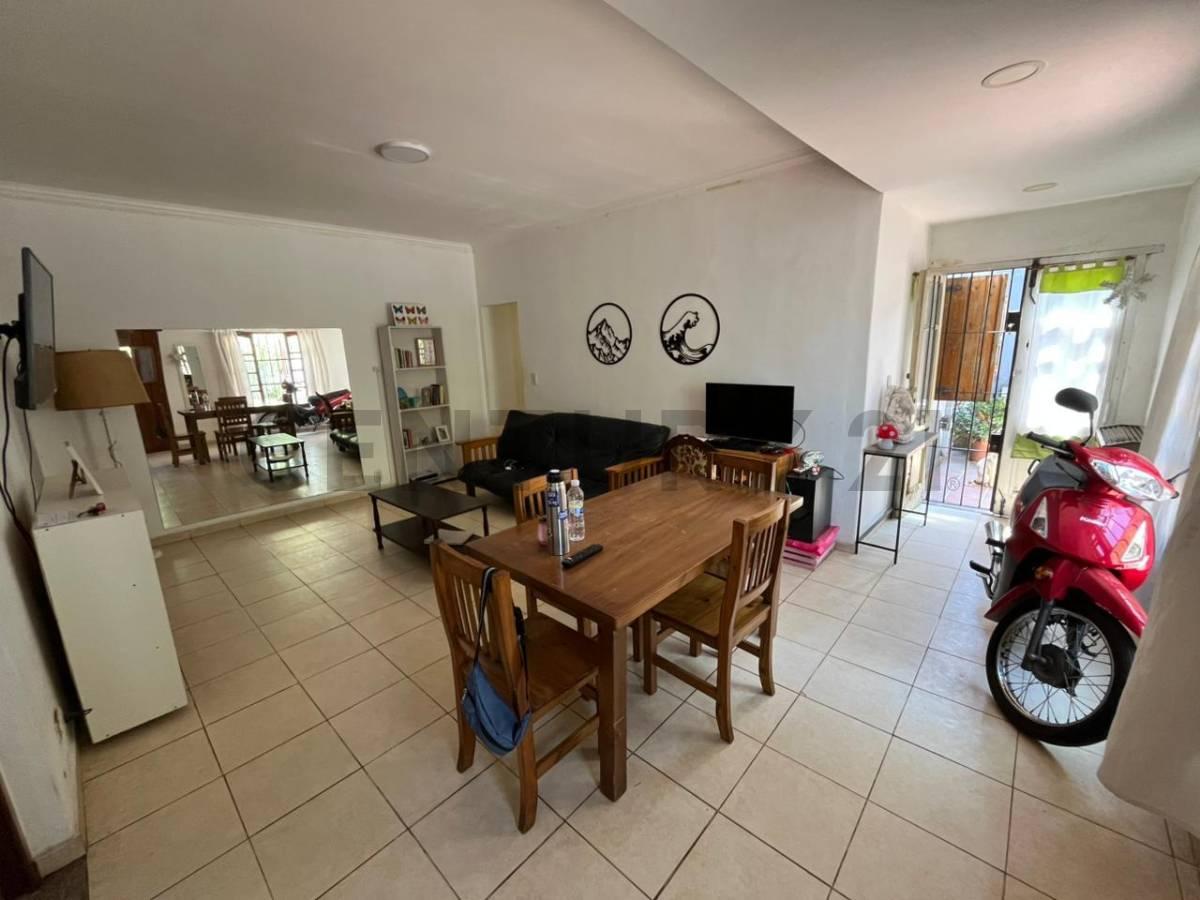 Casa 3 ambientes en Los Pinares — foto 1