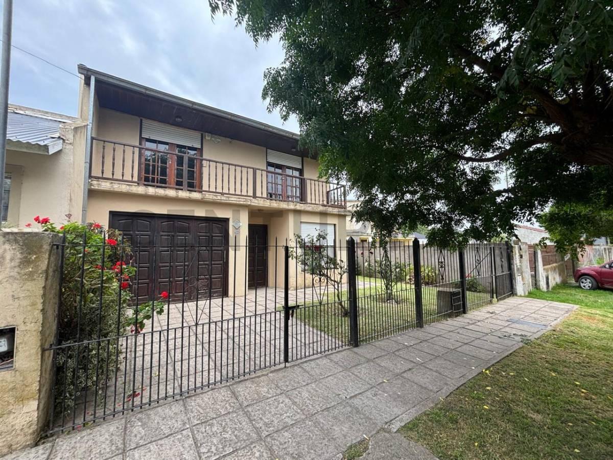 Venta casa 4 ambientes con parque y garage – Zona Punta Mogotes — foto 1