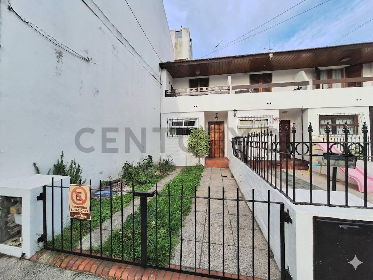 Duplex de 3 ambientes en zona Constitución — foto 1