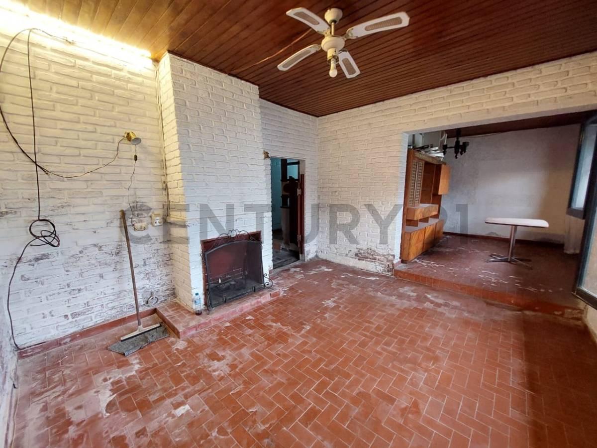 Venta Chalet en ph 3 ambientes c/ cochera. Zona Punta Mogotes — foto 1