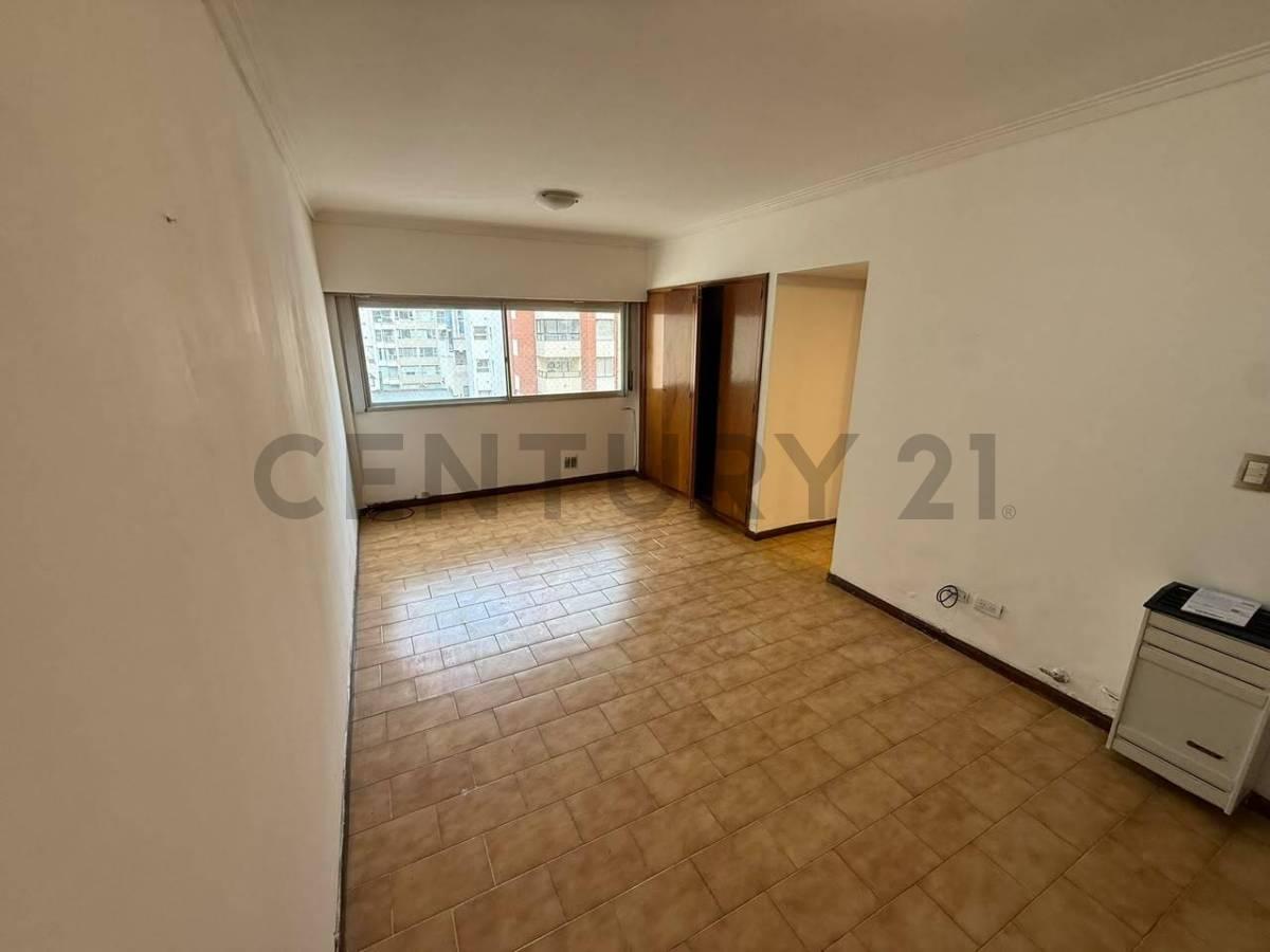 Departamento de dos ambientes al contrafrente abierto. Zona Centro — foto 1
