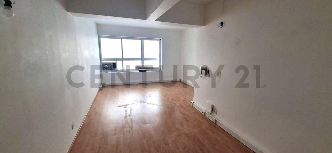 BARRIO NORTE - VENTA OFICINA — foto 1