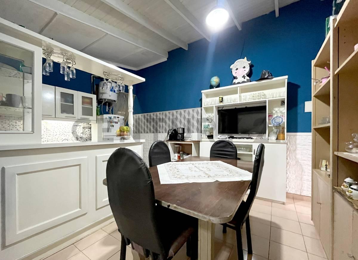 VENTA CASA 5 AMBIENTES CON PATIO Y COCHERA VIRREY DEL PINO — foto 1