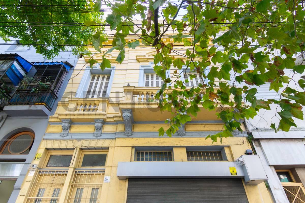 EXCELENTE PROPIEDAD PARA HOTEL O HOSTEL — foto 1
