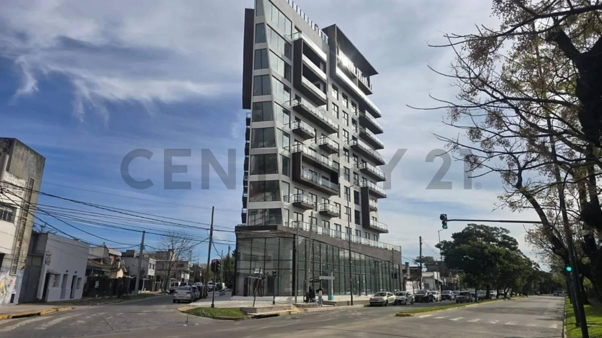 VENTA DEPARTAMENTO 2 AMBIENTES HURLINGHAM CENTRO EDIFICIO DEPARC POLO CON FULL AMENITIES — foto 1