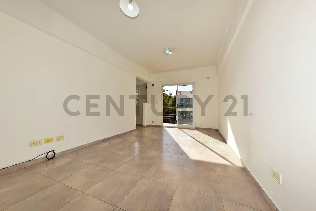 OPORTUNIDAD VENTA DEPTO 2 AMBIENTES CON BALCÓN EN SANTOS LUGARES APTO CRÉDITO — foto 1