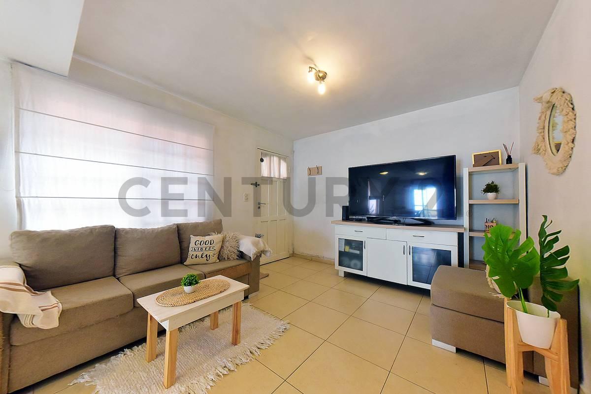 VENTA CASA DUPLEX 3 AMBIENTES CON PATIO EN SAN MIGUEL — foto 1