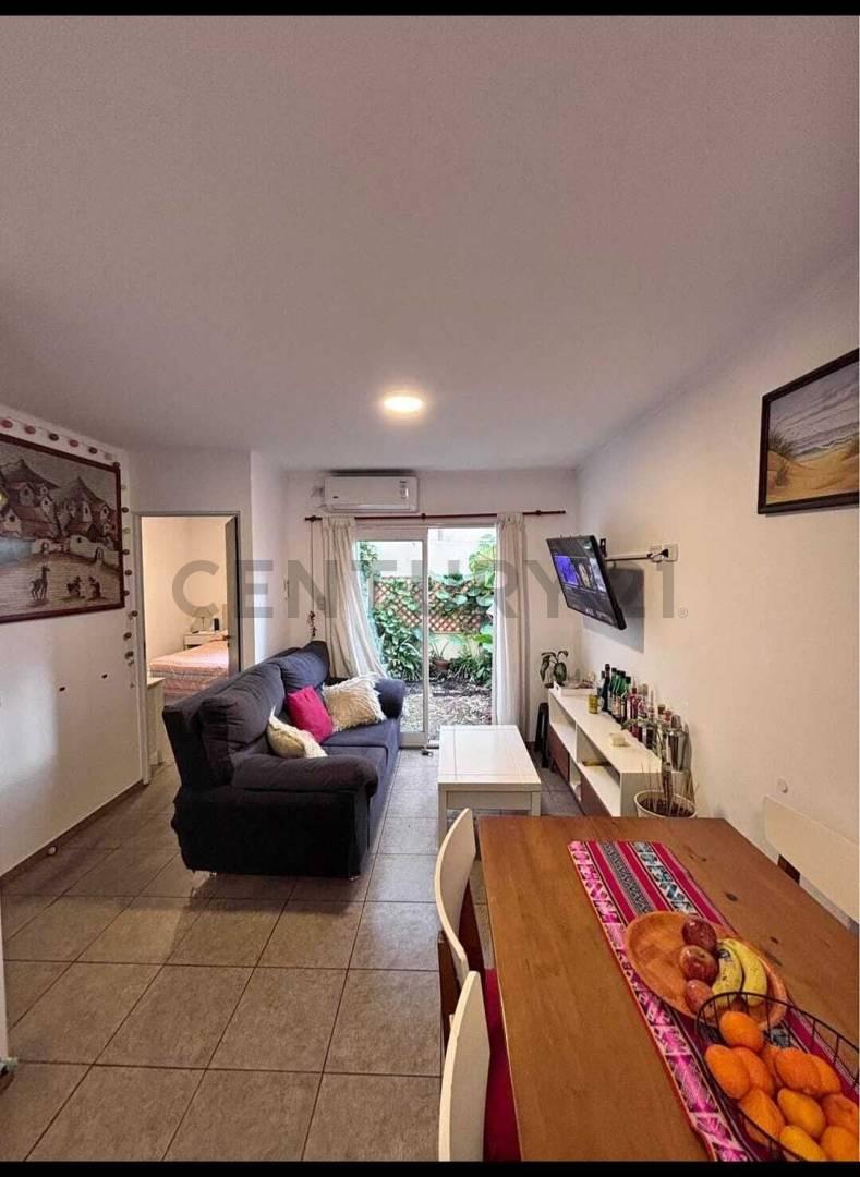 Departamento de 2 dormitorios con cochera en venta en Barrio Pizzurno — foto 1