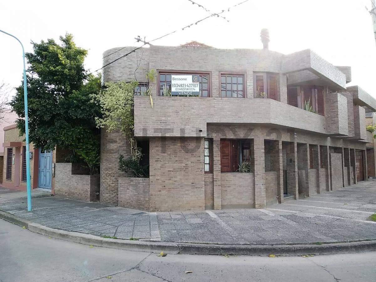 Casa en venta en Barrio Alberdi — foto 1