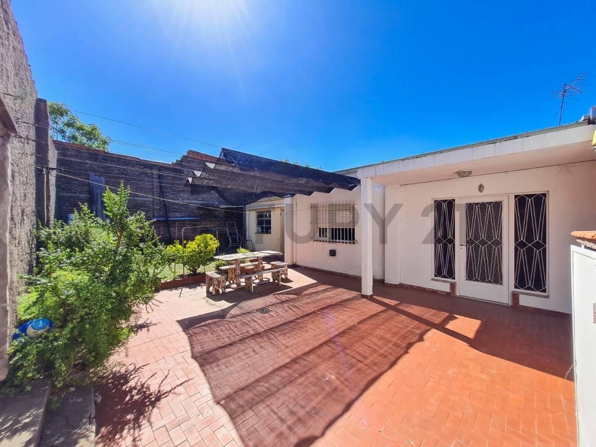 PH EN VENTA, 1 DORMITORIO CON PATIO, TOLOSA — foto 1