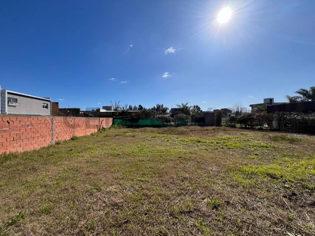 Terreno en venta — foto 1