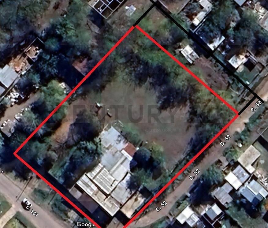 exelente terreno con casa y galpon a demoler — foto 1