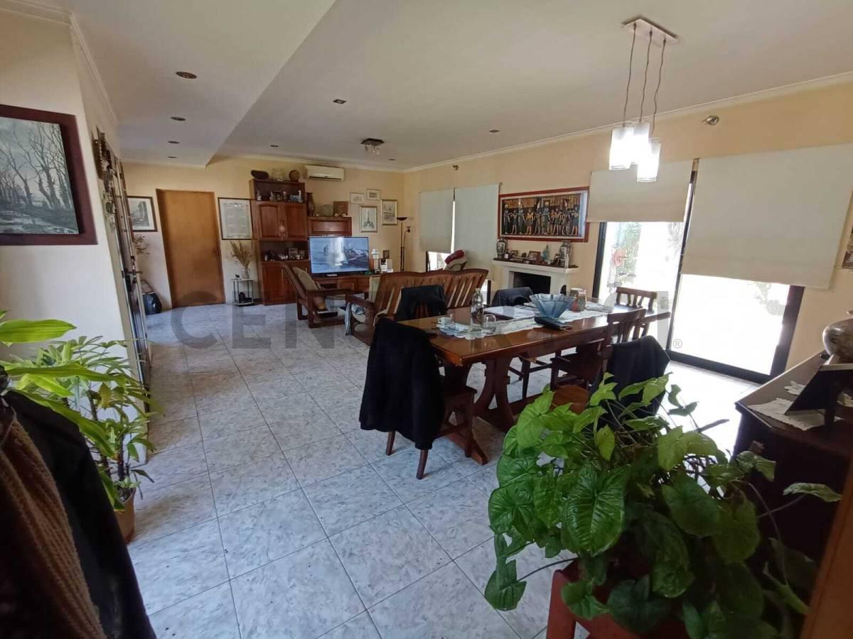 CASA EN VENTA EN BARRIO AEROPUERTO LA PLATA — foto 1